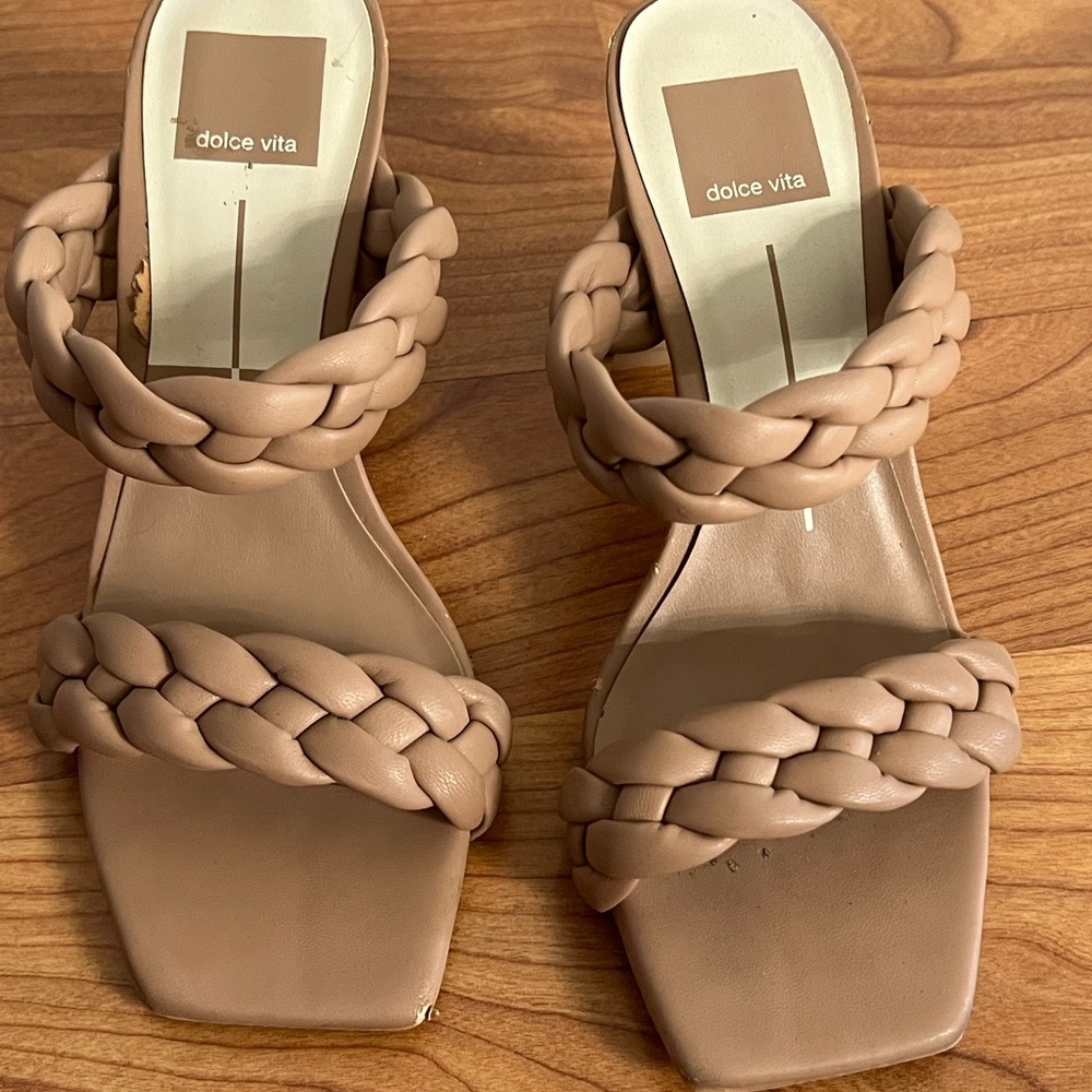 Dolce Vita Women's Braided Sandals in Tan | Size 6